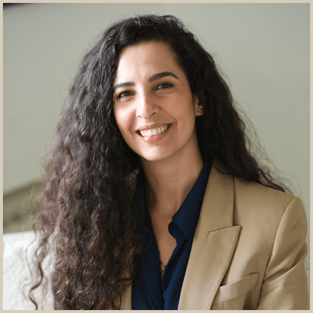 Cabinet Sahar Hadri - psychologue et psychothérapeute à Casablanca - Psychologue et psychothérapeute à Casablanca, spécialisée en thérapies cognitives et comportementales (TCC) et en thérapie des schémas. Diplômée de l'université Paris 8 et membre de l'Association Française de Thérapie Comportementale et Cognitive (AFTCC), j’accompagne particuliers et entreprises dans la gestion du stress, le développement des soft skills et l’amélioration du bien-être mental.